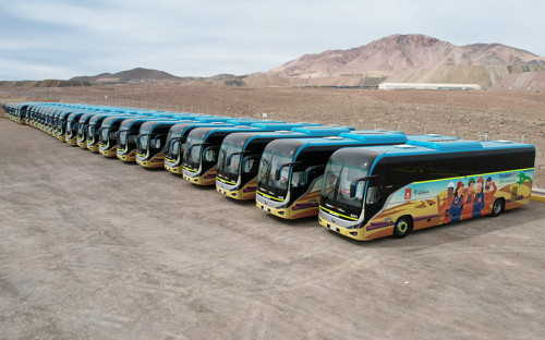 División Salvador de Codelco estrena paraderos inteligentes y convierte 100 de su flota a buses eléctricos