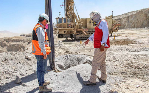 Innovación y sostenibilidad: Chuquicamata apuesta por explosivos con menor huella de carbono