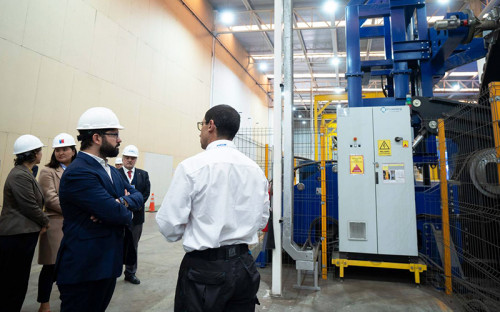 Inauguran en Antofagasta la primera planta de reciclaje de neumáticos mineros del mundo