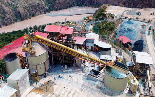 Perú: Minera Poderosa prevé producir 981 mil onzas de oro para el 2028
