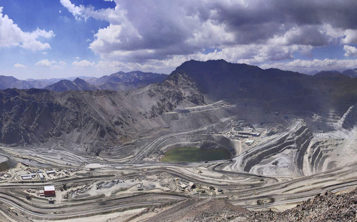 Anglo American nombra a Carlos Espinoza como nuevo gerente general de Los Bronces