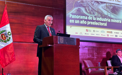 Advierten que minería ilegal representa el 50 de la producción aurífera en Perú