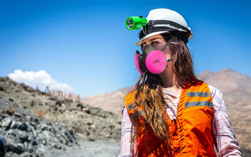 Cochilco publicó estudio sobre la “Representación de la mujer en el sector minero en Chile en 2024”