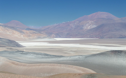 Comunidad atacameña de Socaire denuncia manejo inconsulto y lesivo del MMA en la Red de Salares Protegidos