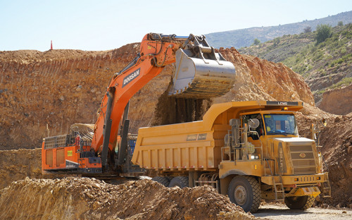 Mercuria Energy Trading firma acuerdo de compraventa y financiamiento con proyecto El Espino de Pucobre