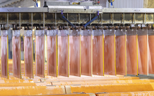 Anglo American cierra 2025 con producción de cobre dentro de lo previsto y ajusta proyección para 2026