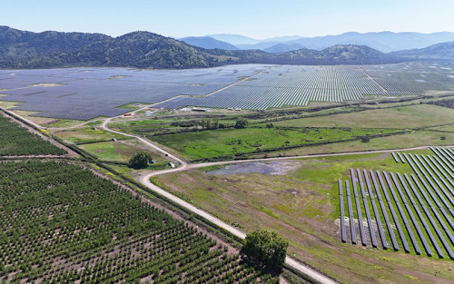 Grenergy cierra financiamiento de US$ 355 millones para su plataforma Central Oasis