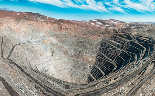 Collahuasi anuncia US$ 1.300 millones de inversión para este año y repunte productivo a partir de 2027