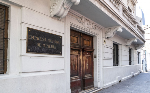 Enami ratifica su clasificación de riesgo en línea con sus resultados 2025