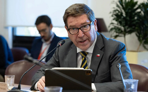 Comisión de Minería revisa prioridades del Ejecutivo en inversión, producción e institucionalidad